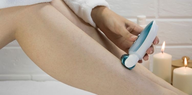 Truskawkowe nogi  - 5 sposobów na podrażnienia po goleniu
